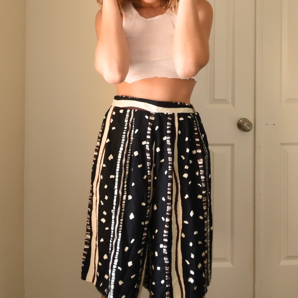 Kathie Lee 90's printed shorts